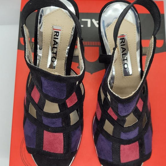 RIALTO,, Heels - Picture 3 of 5
